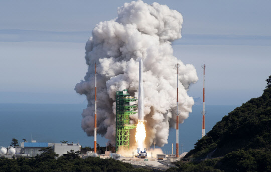지난 6월 나로우주센터에서 발사된 한국형발사체 '누리호'   항우연 제공